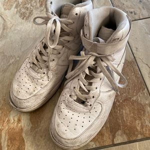 NIKE AIR FORCE 1 HIGH SIZE 9.5 TRIPLE WHITE ICE BOTTOM